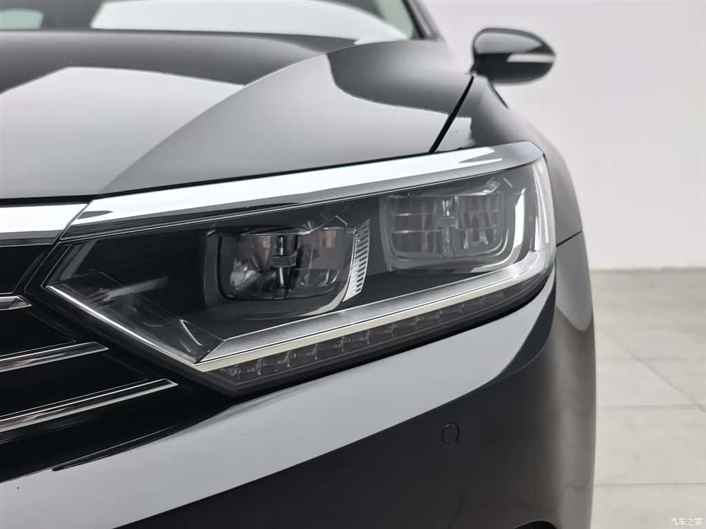 Volkswagen Magotan, 2018 7