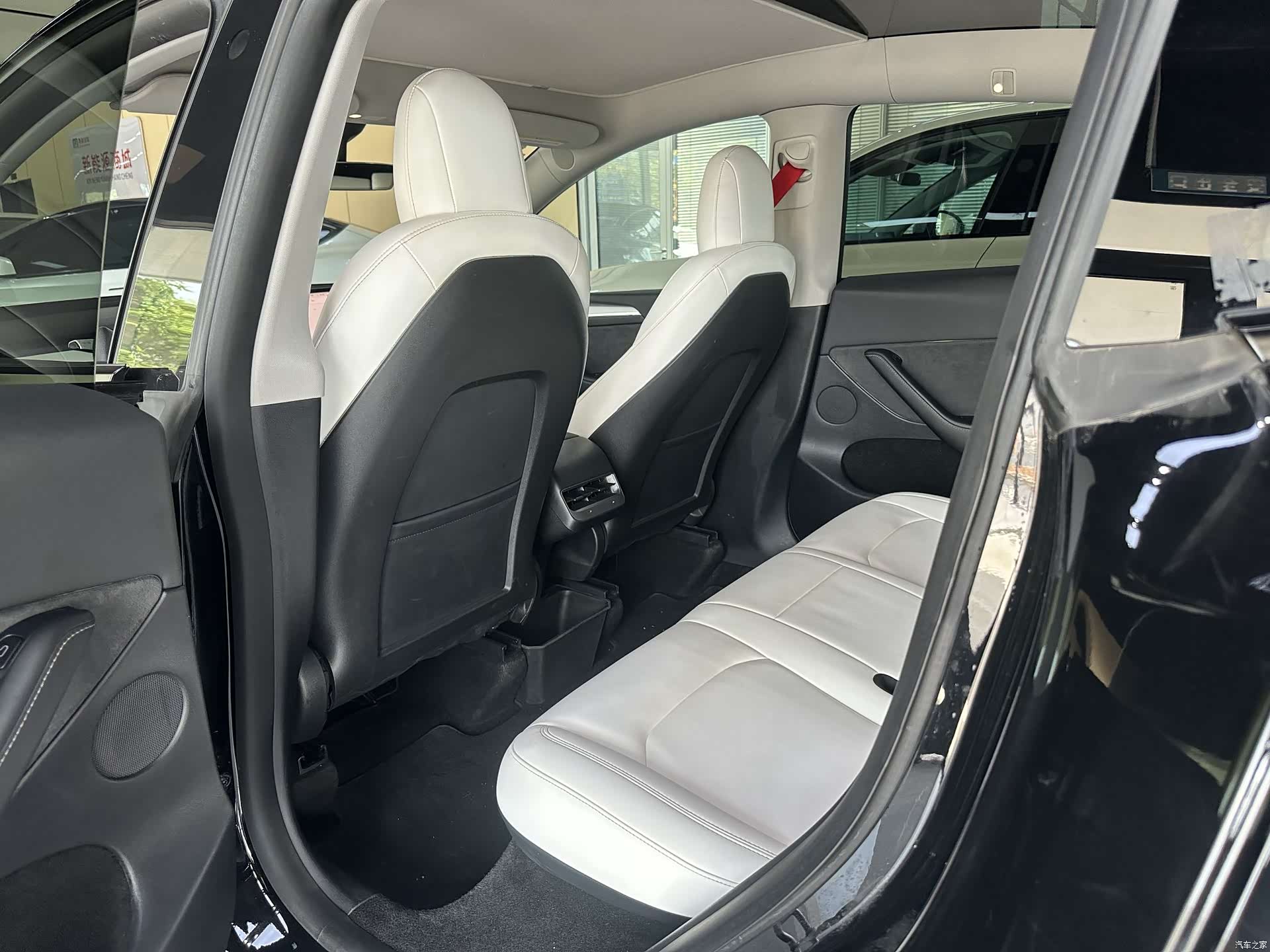 Tesla Model Y, 2022 8