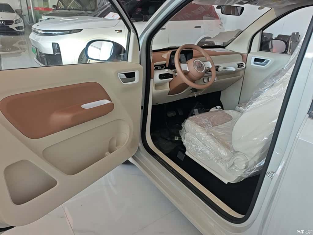 Wuling MINIEV, 2026 16