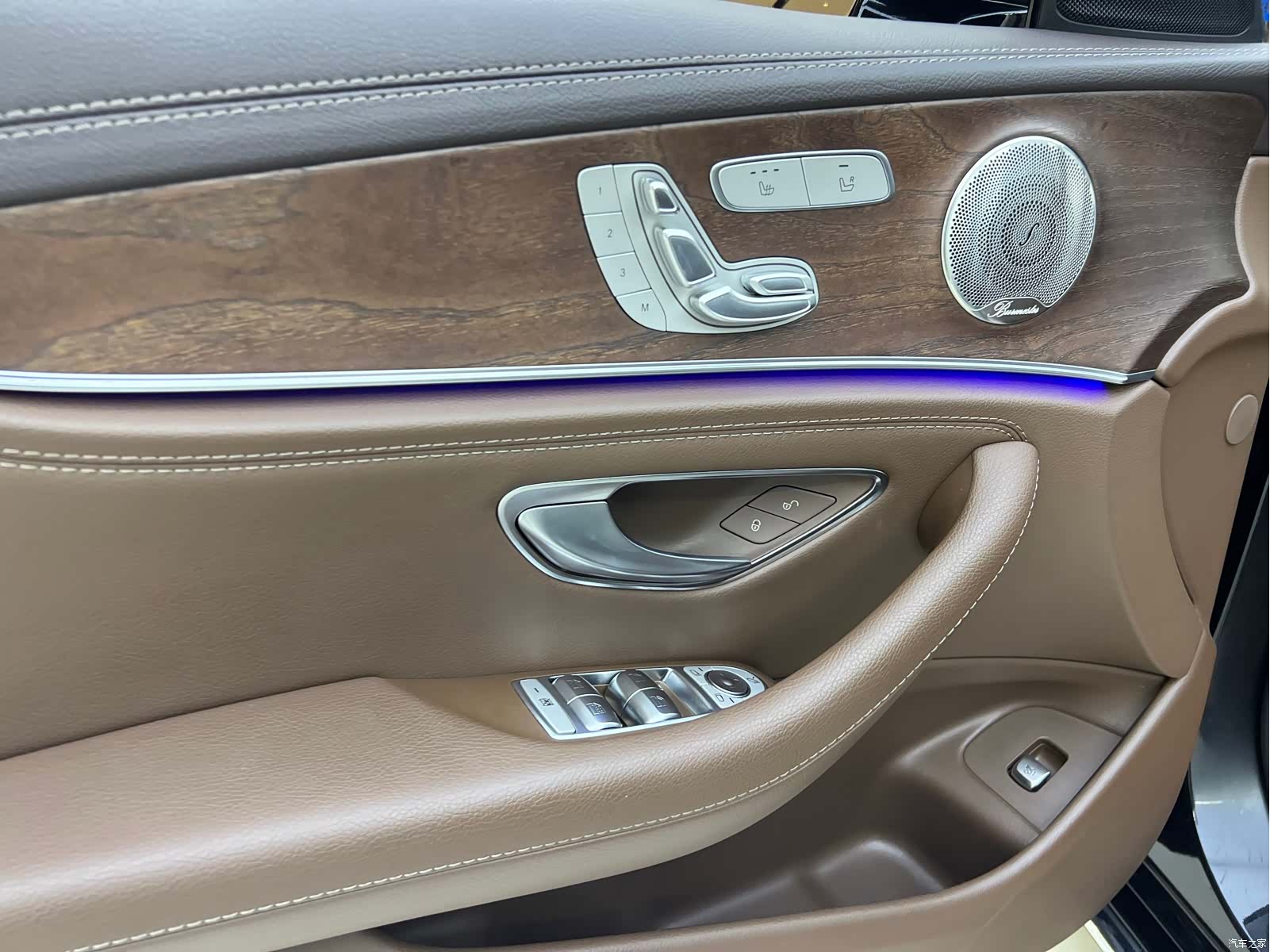 Mercedes-Benz E-Class, 2023 8