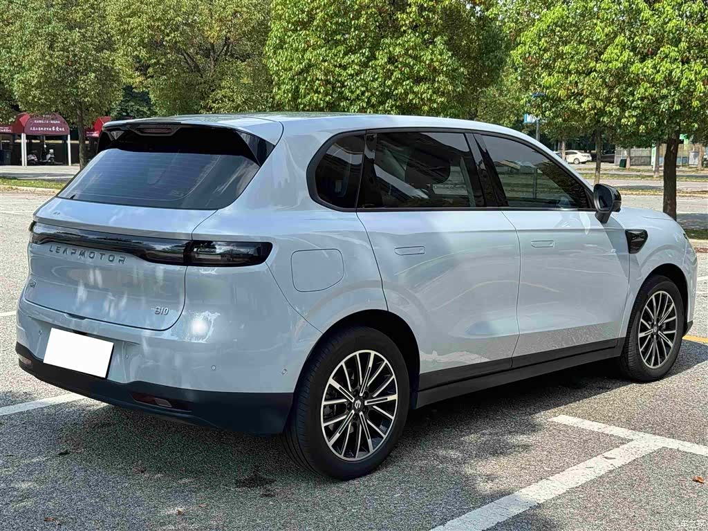 Leapmotor B10, 2025 11