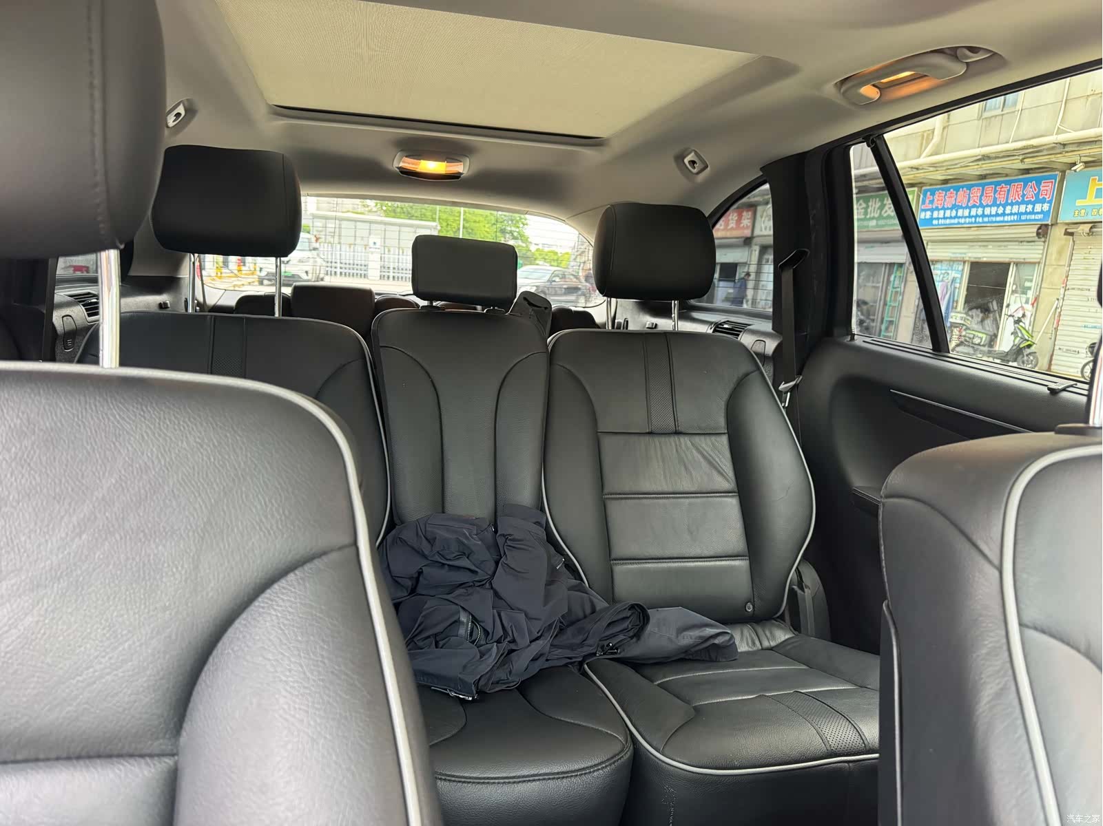 Mercedes-Benz R-Class, 2018 12