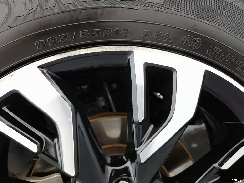 Mitsubishi Outlander, 2021 24