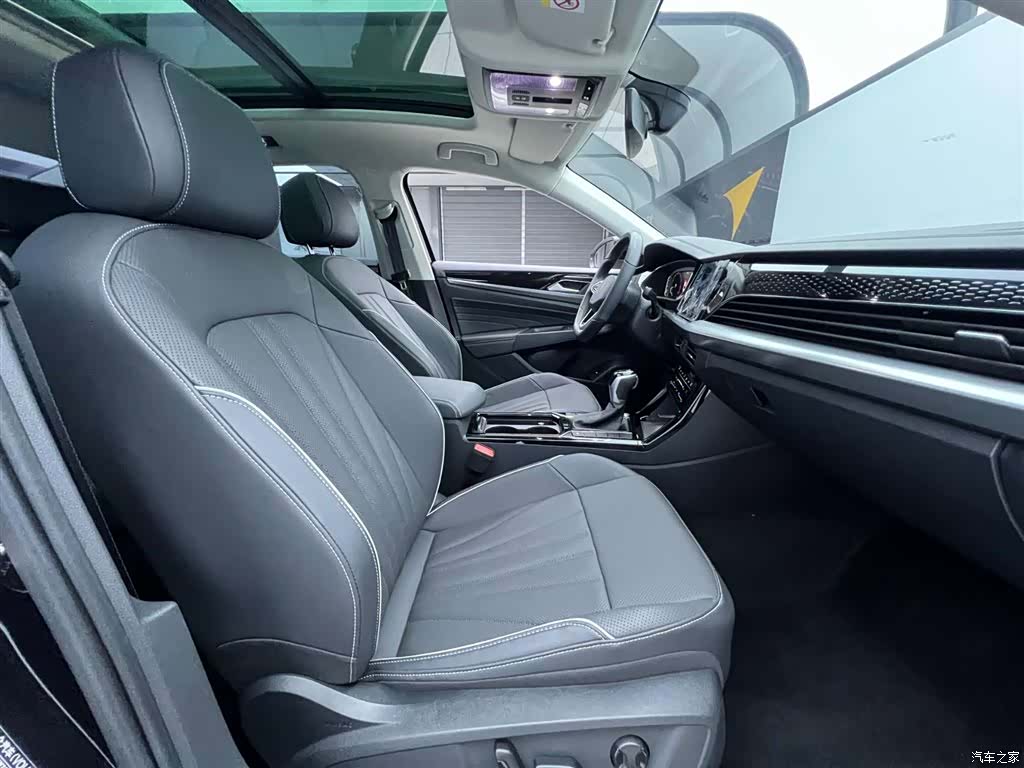 Volkswagen Passat, 2026 16