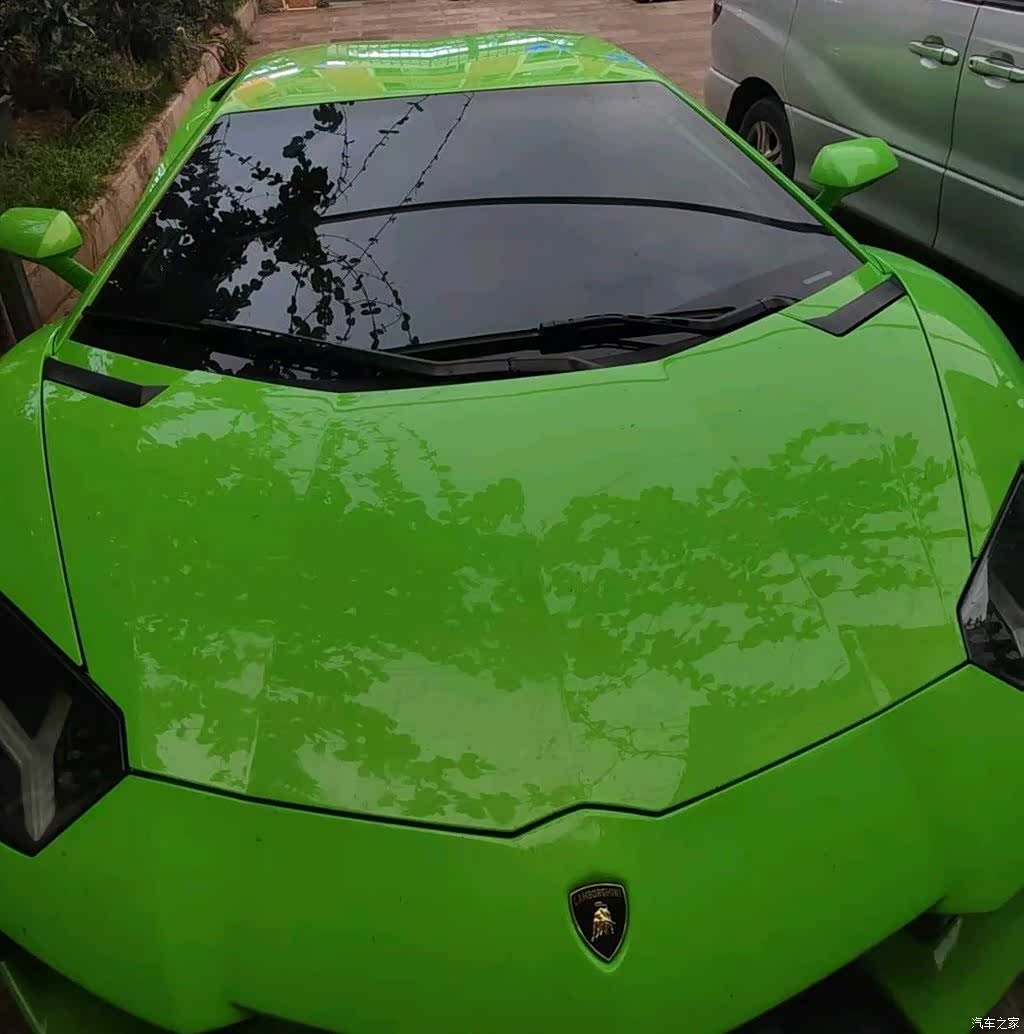 Lamborghini Aventador, 2012 3