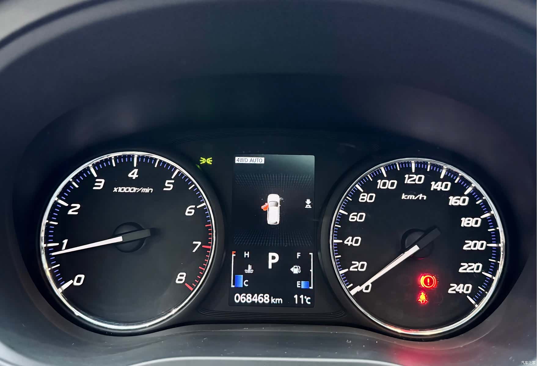Mitsubishi Outlander, 2018 24
