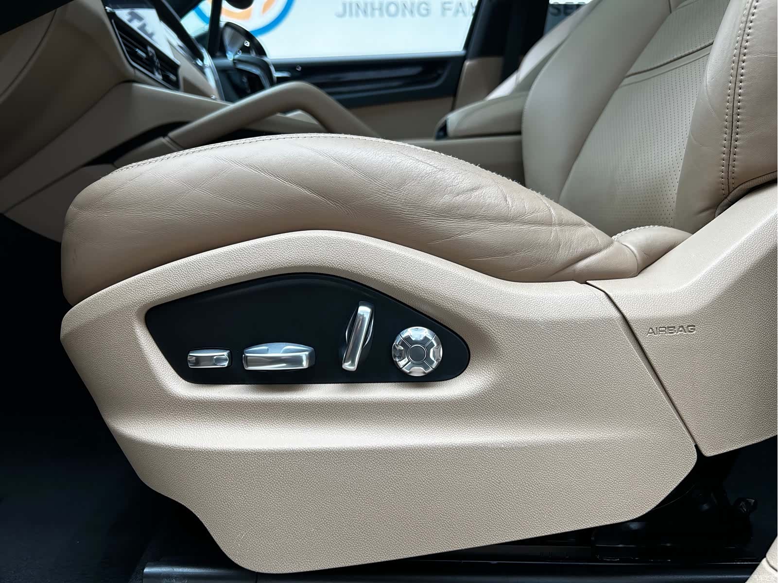 Porsche Cayenne, 2018 6