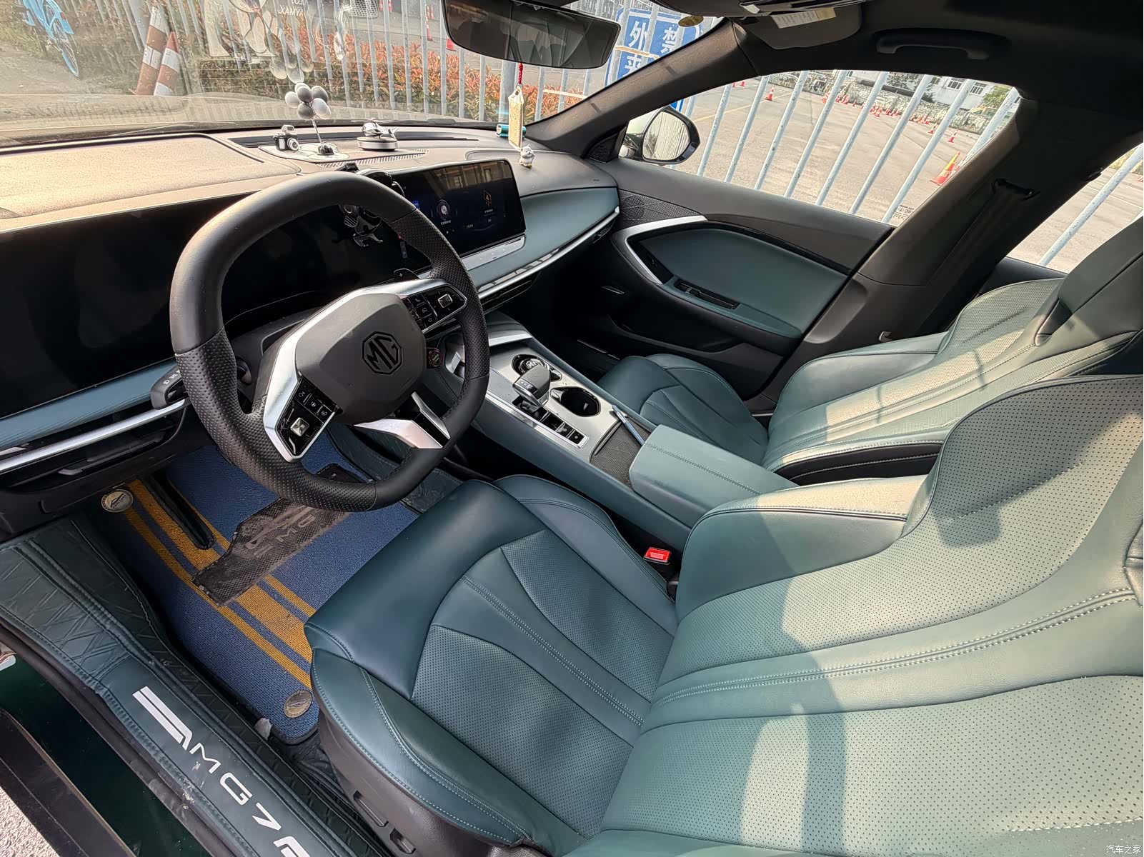 MG MG7, 2025 все фото