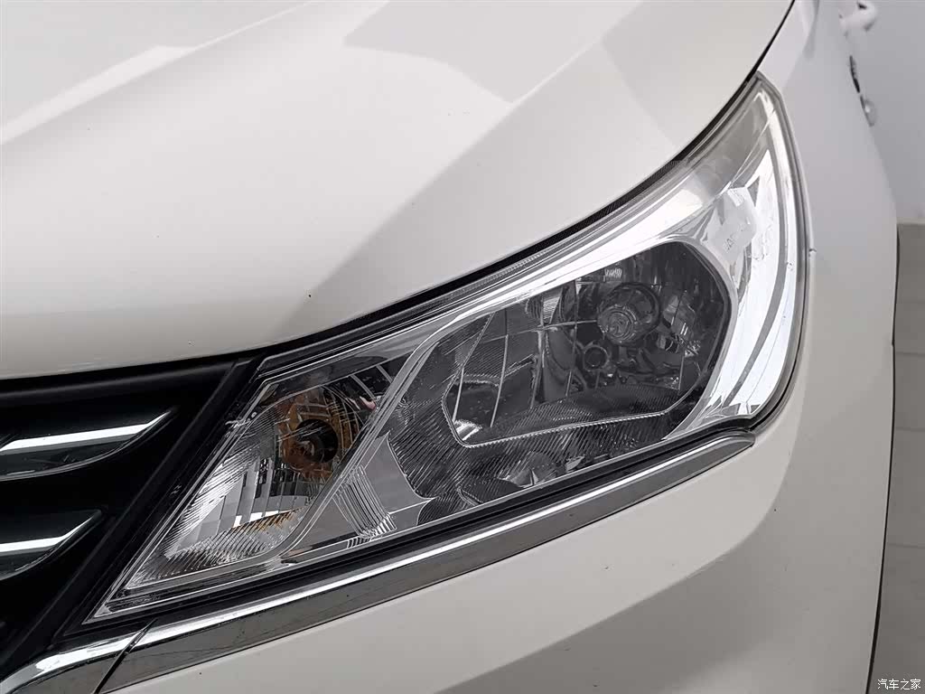 Wuling 310, 2018 7