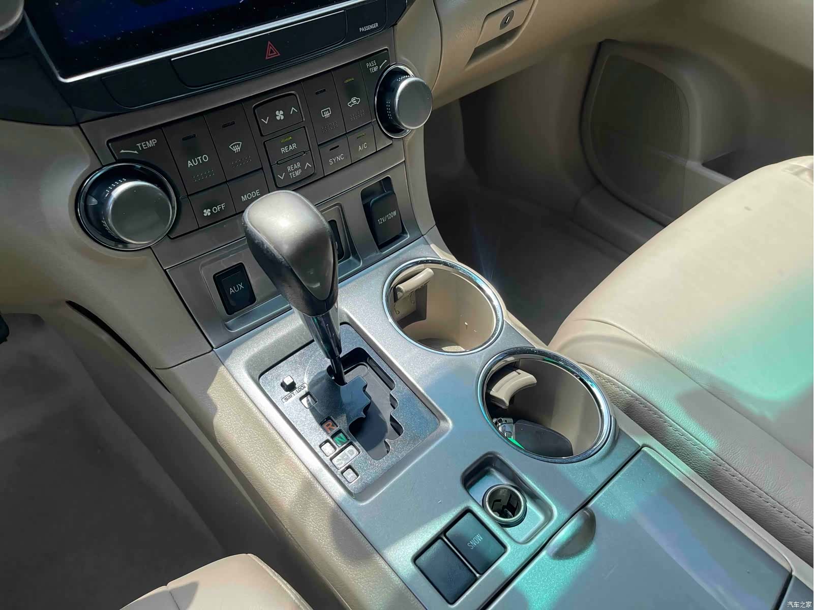 Toyota Highlander, 2014 12
