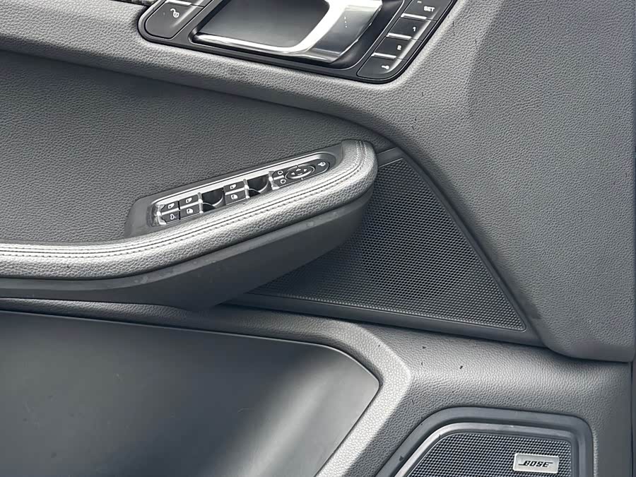 Porsche Macan 2015, фото 11