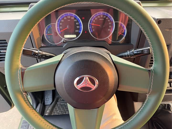 BAW yong shi 2018 2.0T wu men AWD Petrol ban guo V