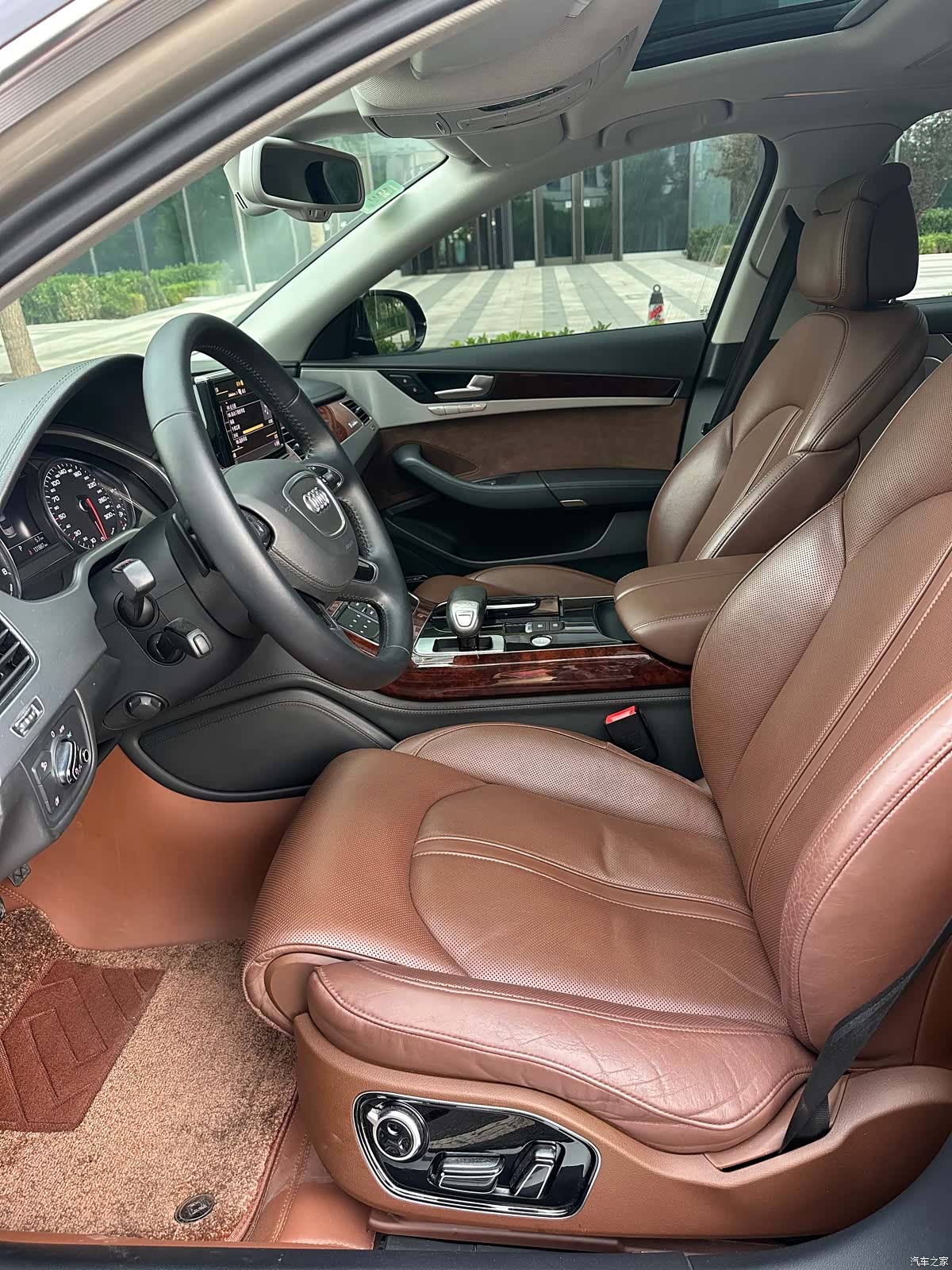 Audi A8L, 2012 11