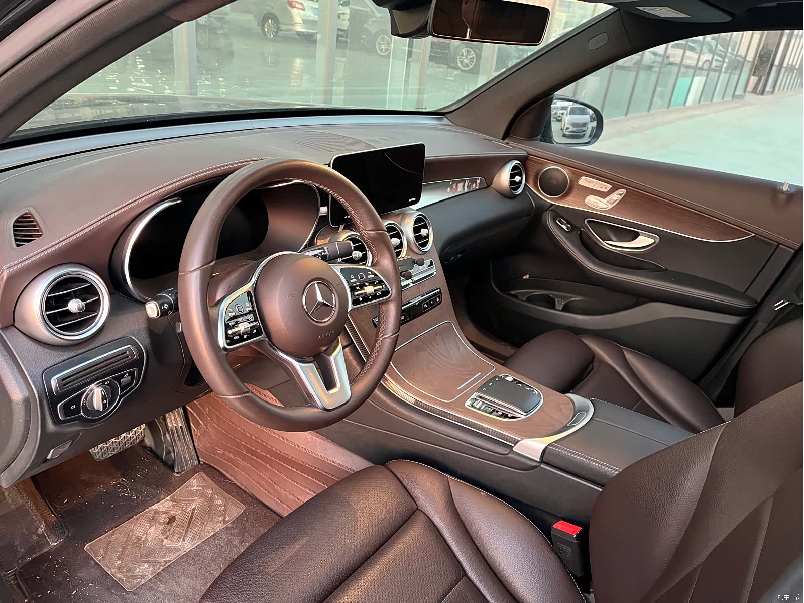 Mercedes-Benz GLC, 2022 все фото