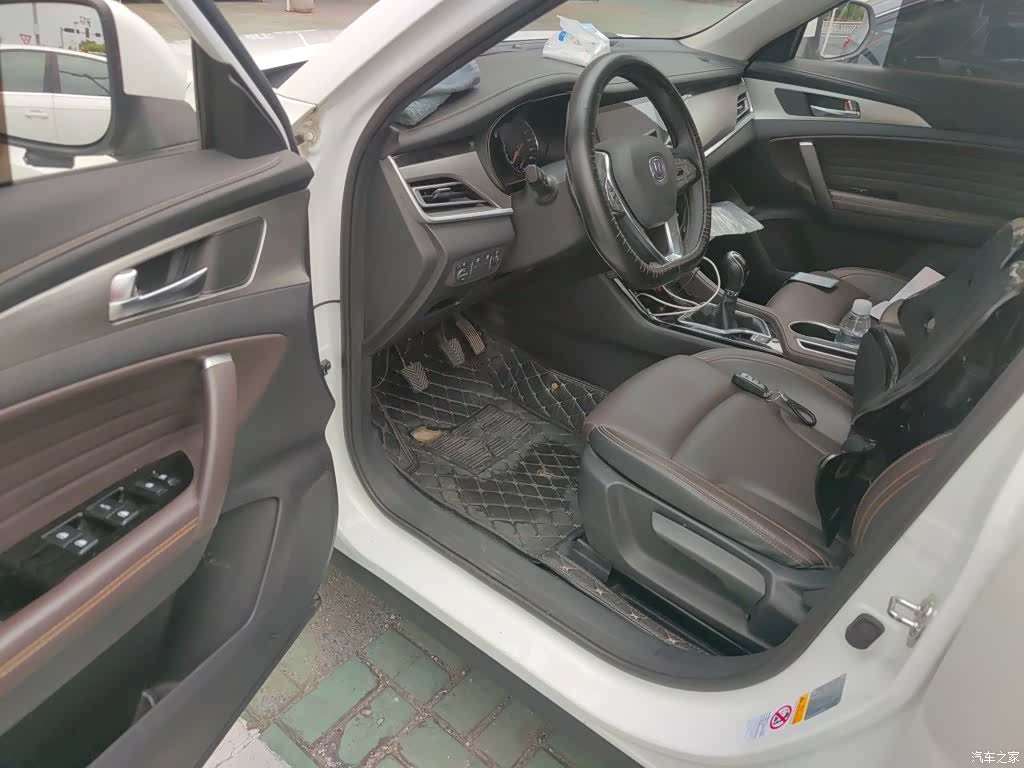 Changan CS35, 2019 14