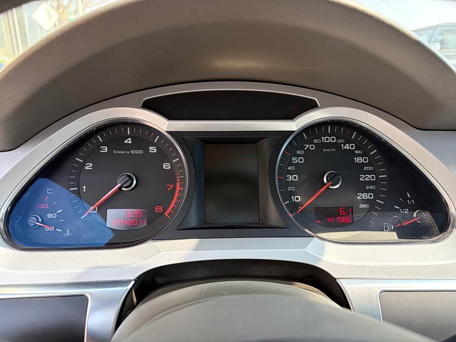 Audi A6L 2012, фото 11