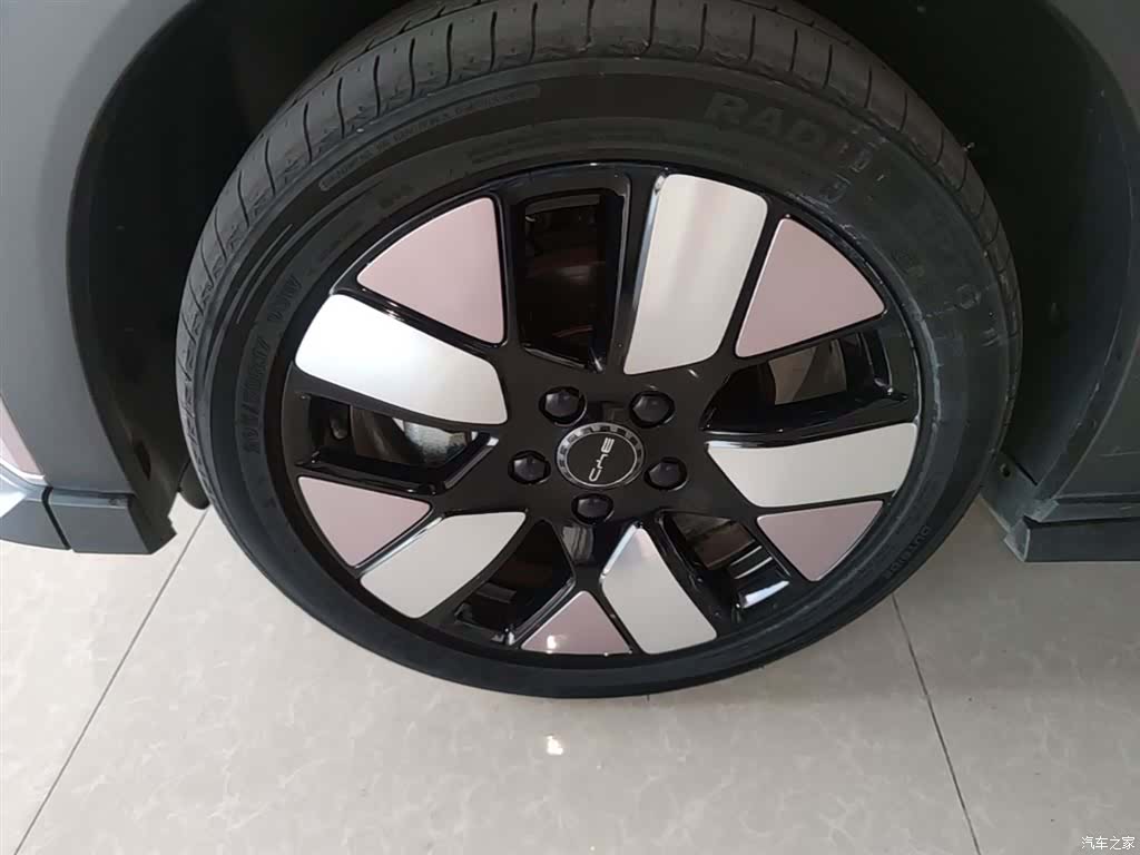 BYD Dolphin, 2021 23
