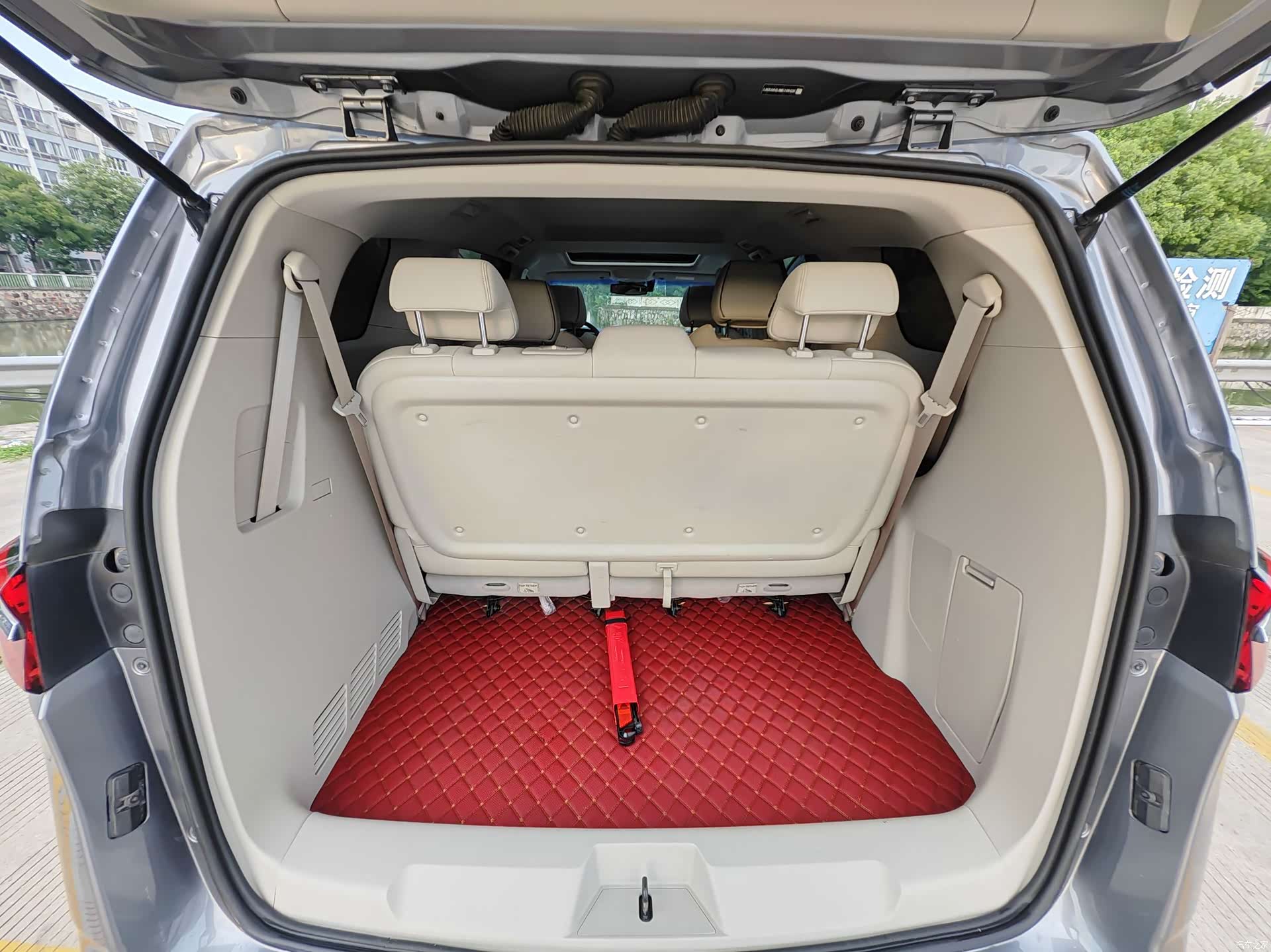 Buick GL8, 2022 7