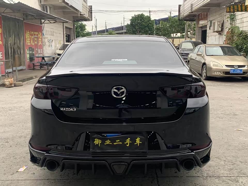Mazda 3 Angkesaila