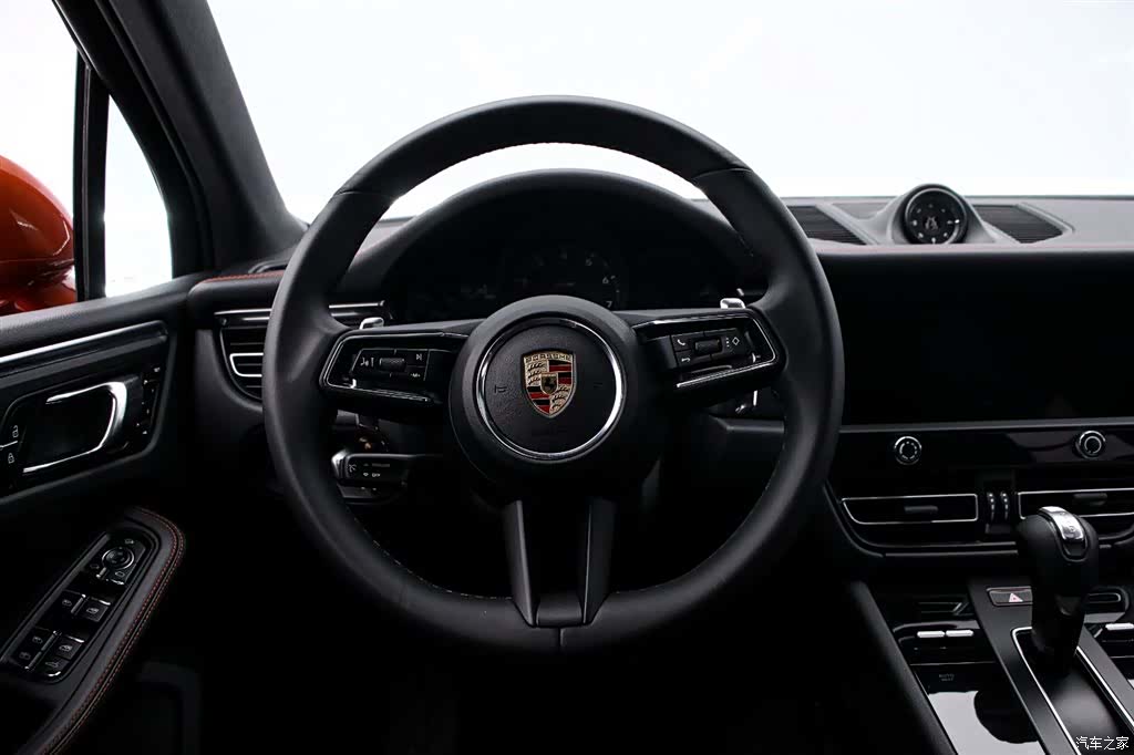 Porsche Macan, 2022 7