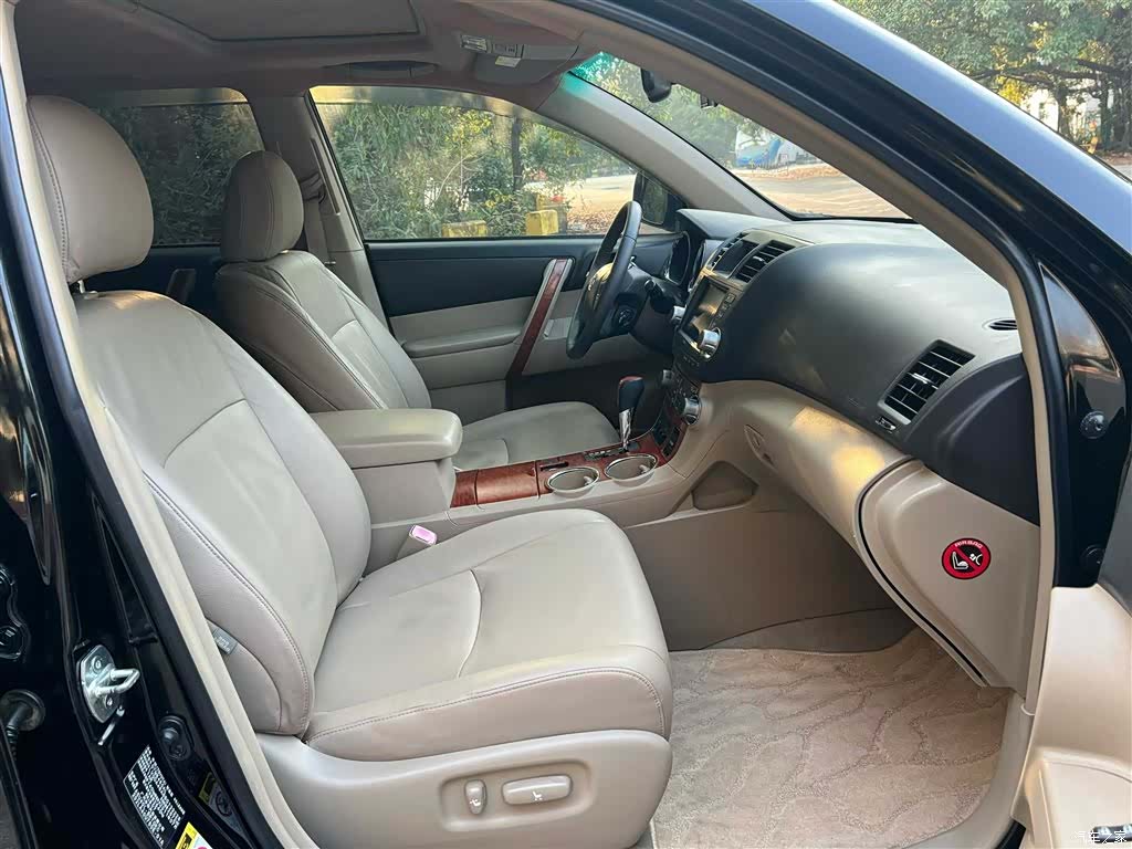Toyota Highlander, 2011 6