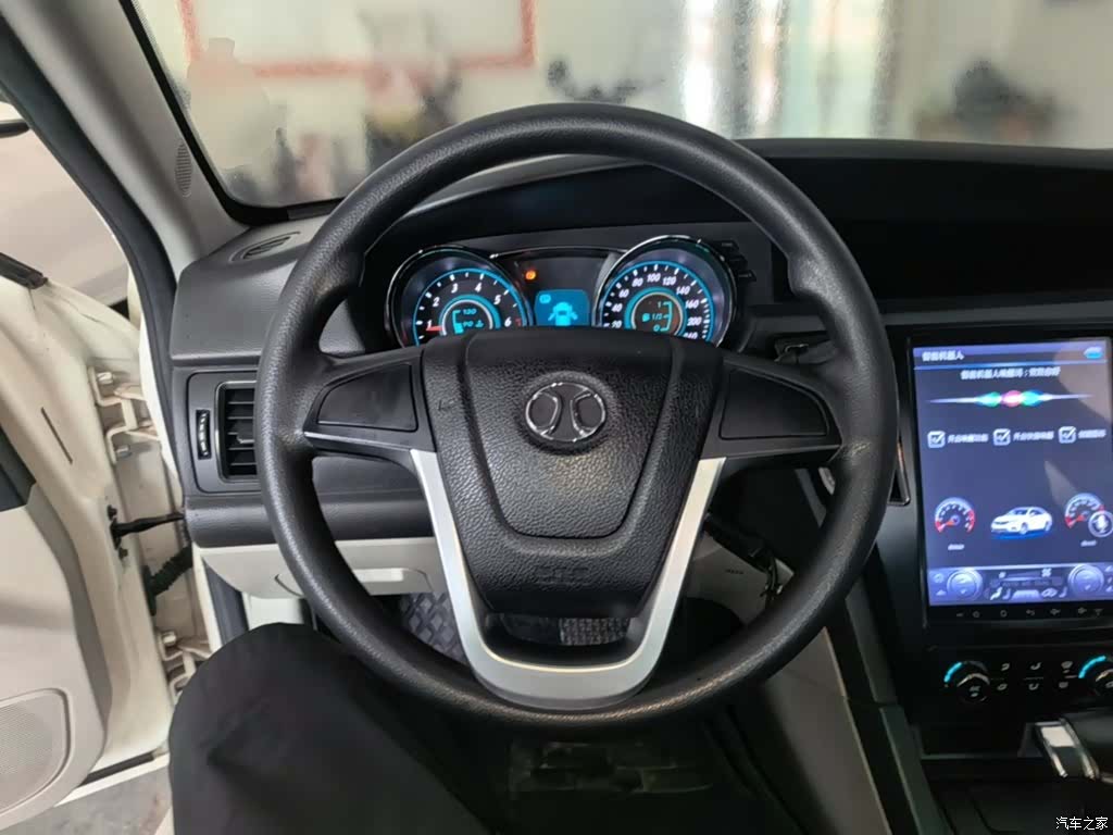 BAIC D50, 2016 11