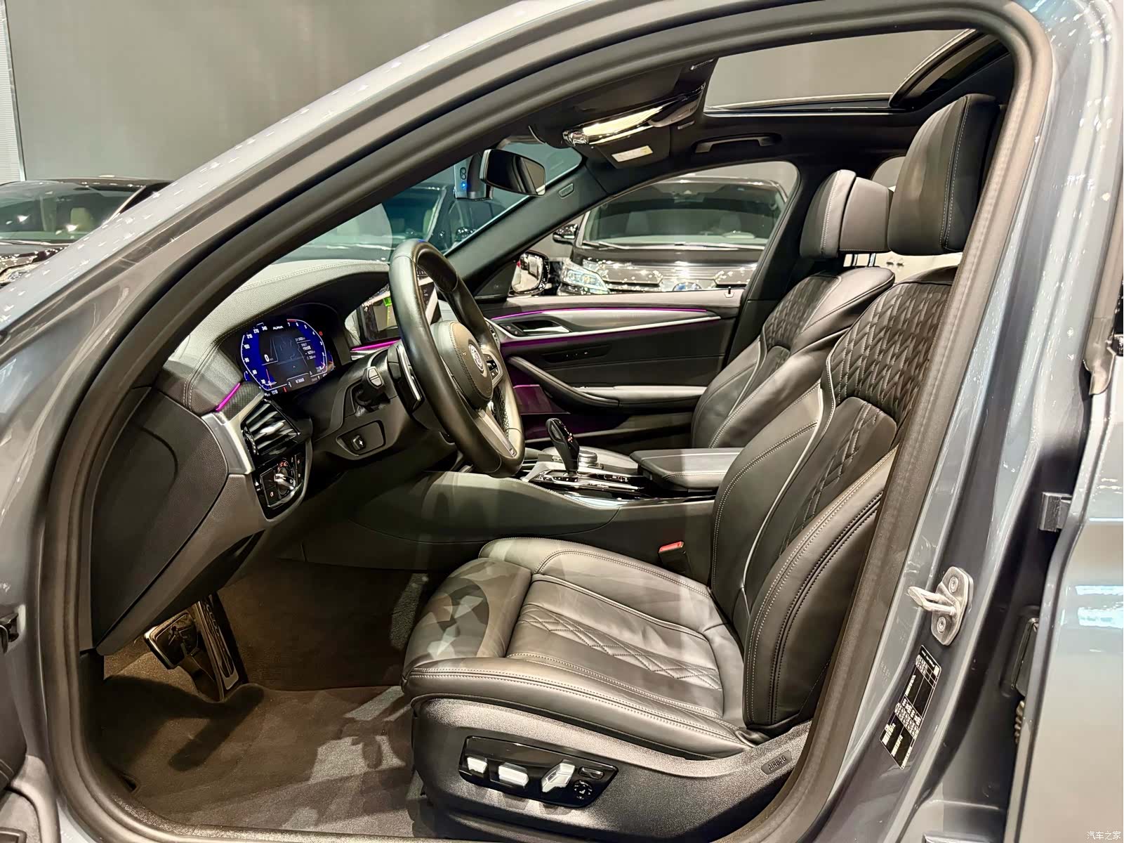 BMW 5 Series, 2022 4