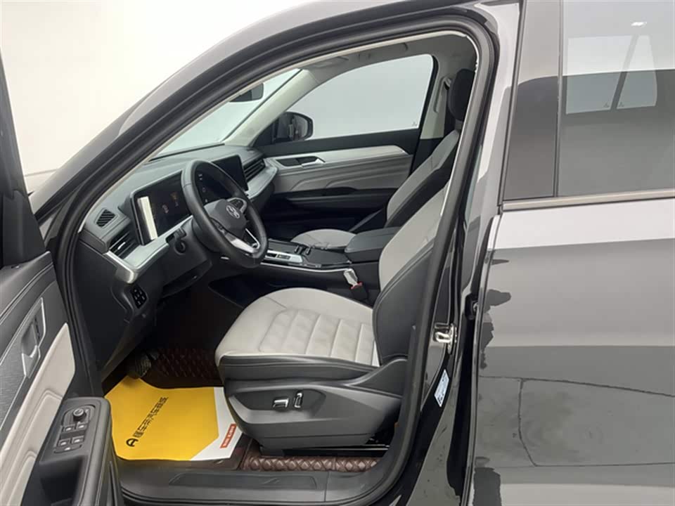 Volkswagen Range patrol