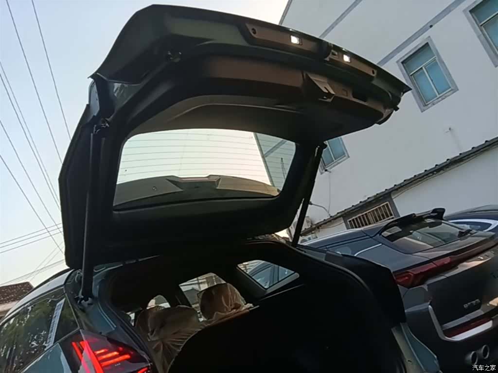 Geely Boyue, 2026 19