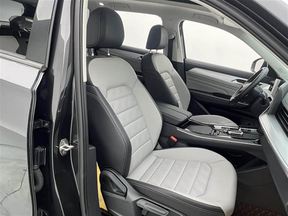 Volkswagen Range patrol