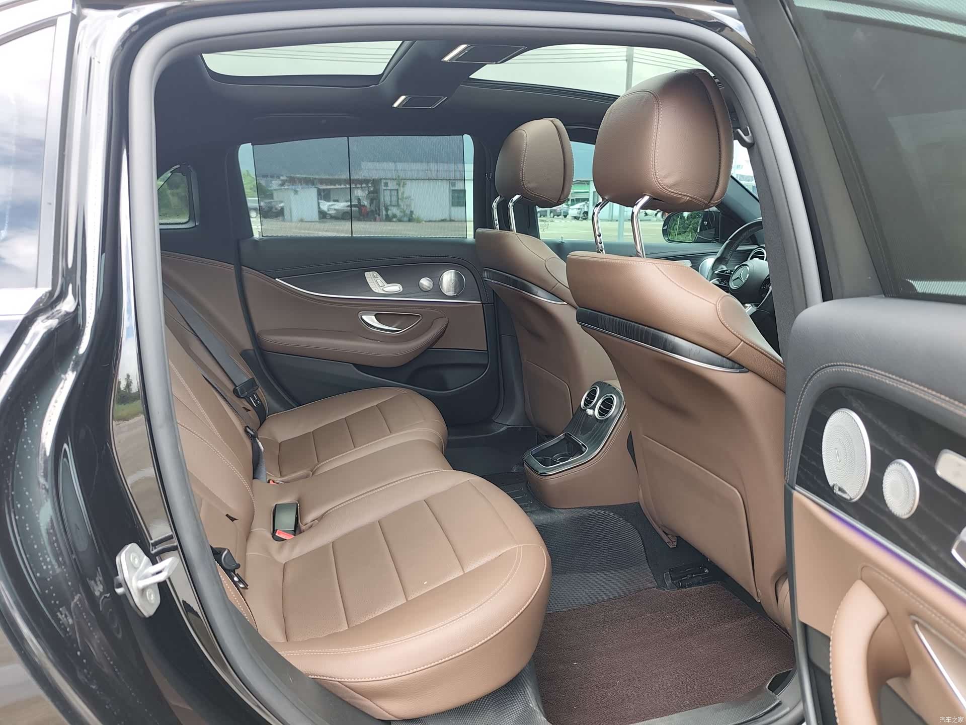 Mercedes-Benz E-Class, 2021 15