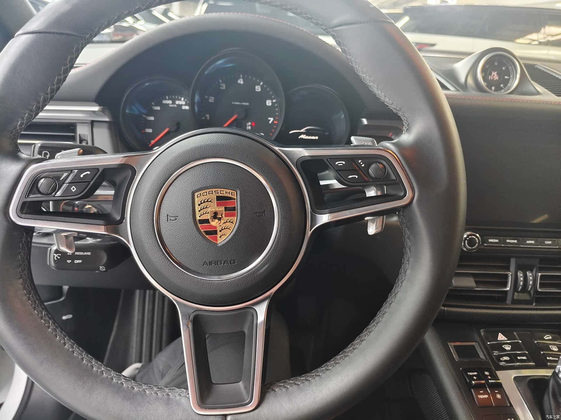 Porsche Macan, 2019 6