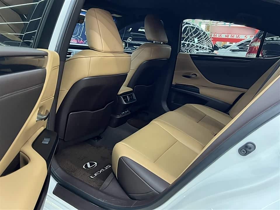 Lexus ES Lexus ES
