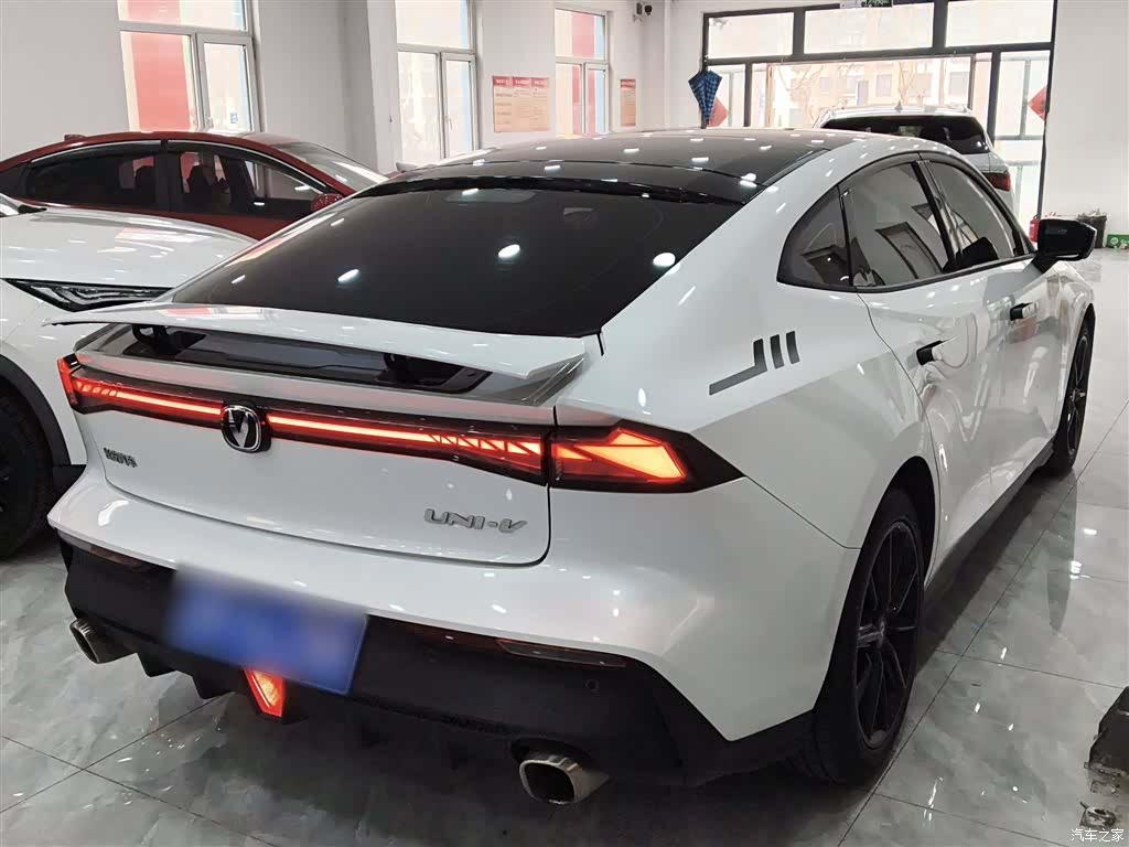 Changan UNI-V, 2023 все фото