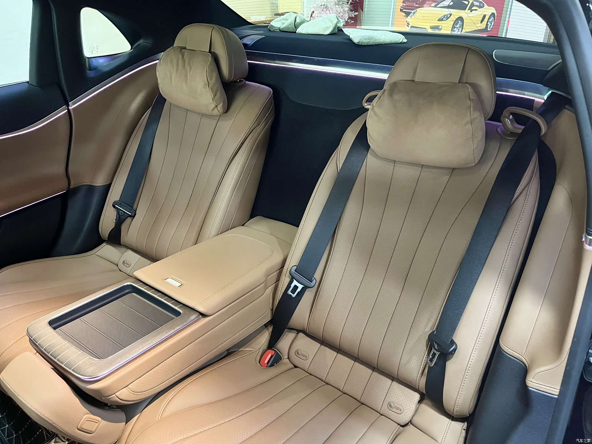 Mercedes-Benz E-Class, 2025 10