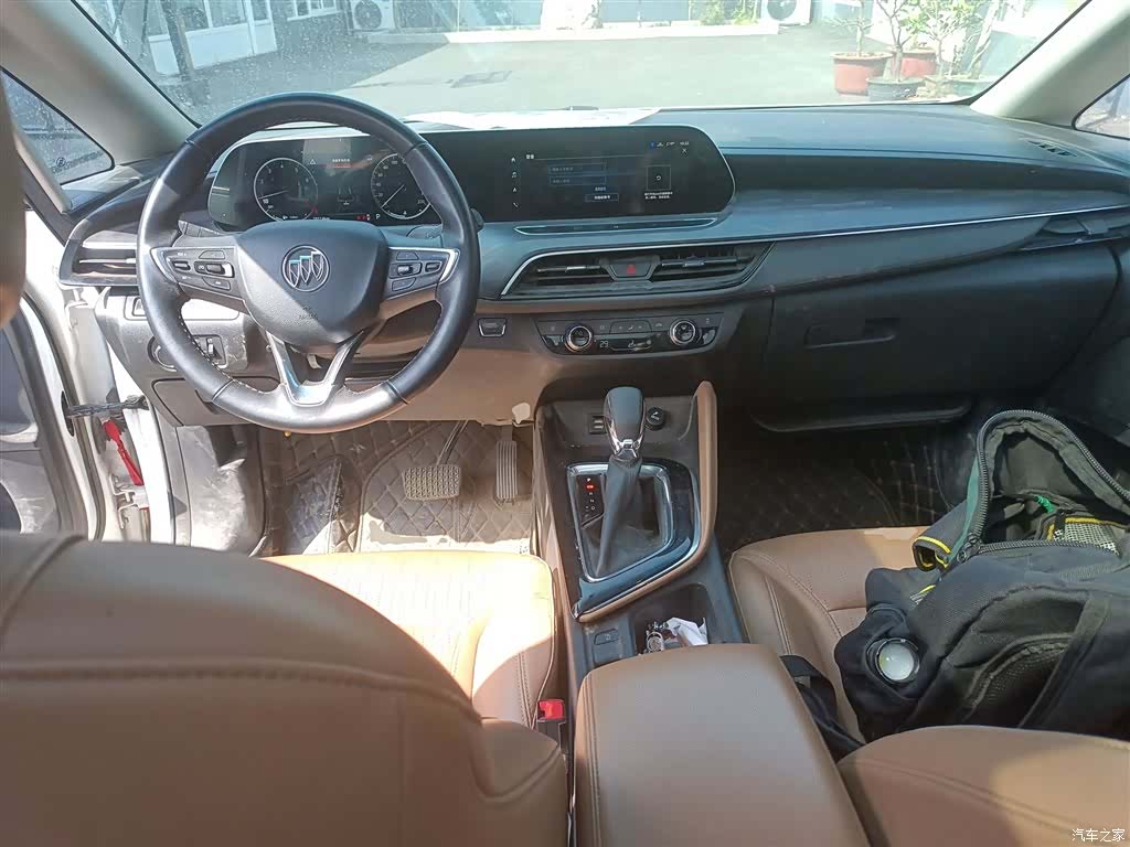 Buick GL6, 2021 10