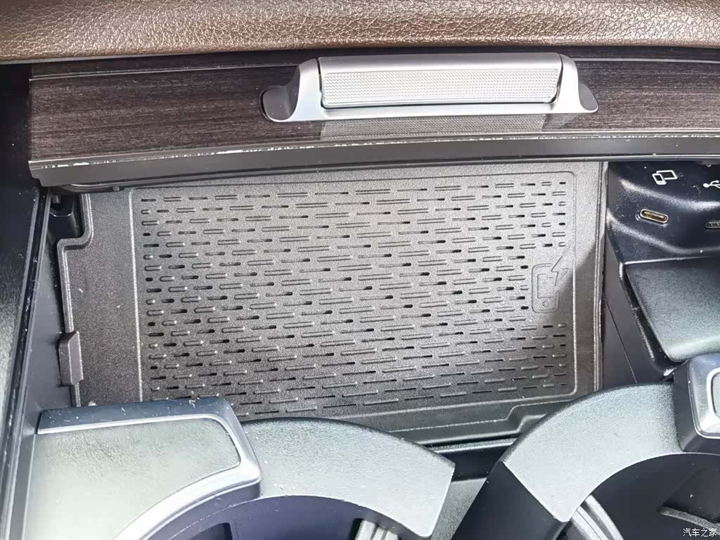 Mercedes-Benz GLE, 2020 26