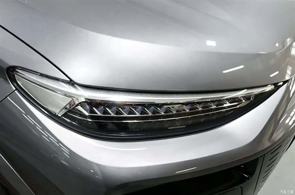 Audi e-tron, 2025 14
