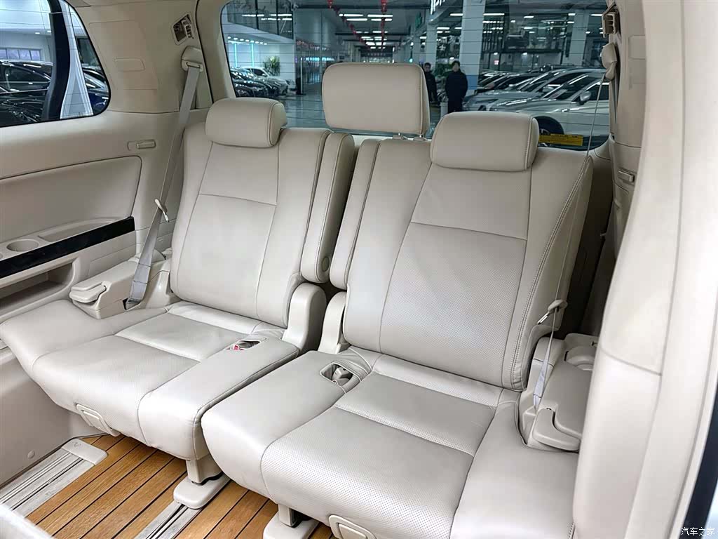 Toyota Alphard, 2014 14