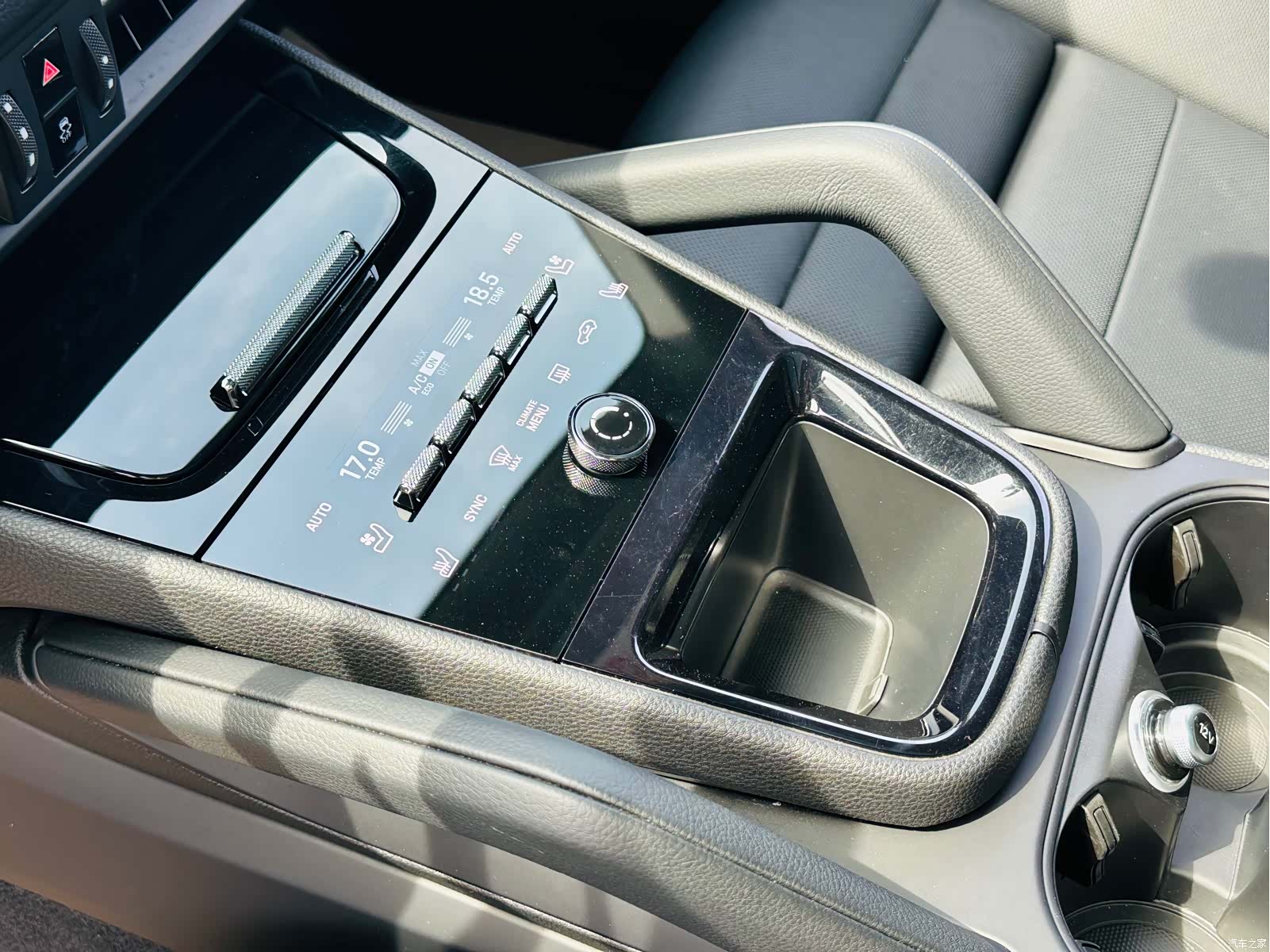 Porsche Cayenne, 2024 18