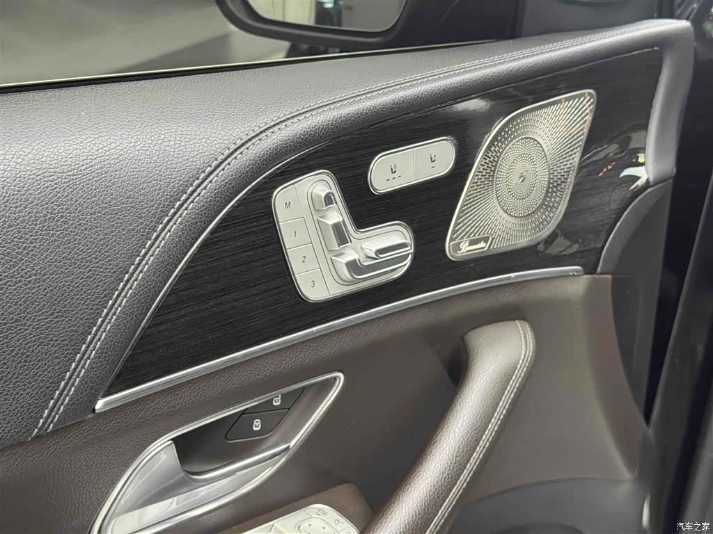 Mercedes-Benz GLS, 2022 все фото