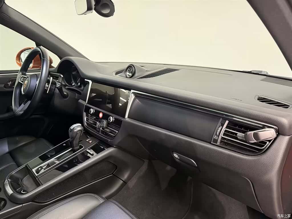 Porsche Macan, 2023 9