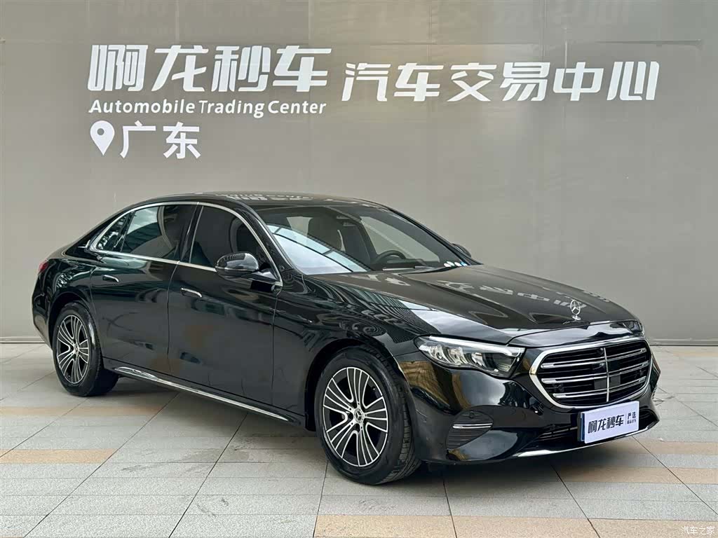 Mercedes-Benz E-Class, 2024 3