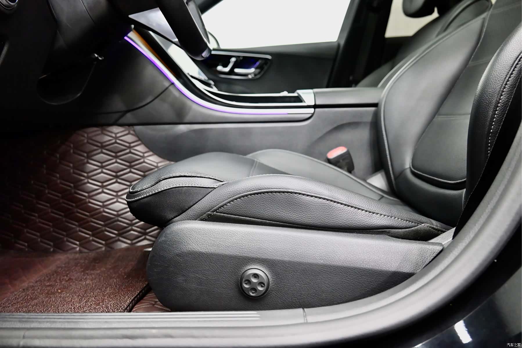 Mercedes-Benz C-Class, 2022 16