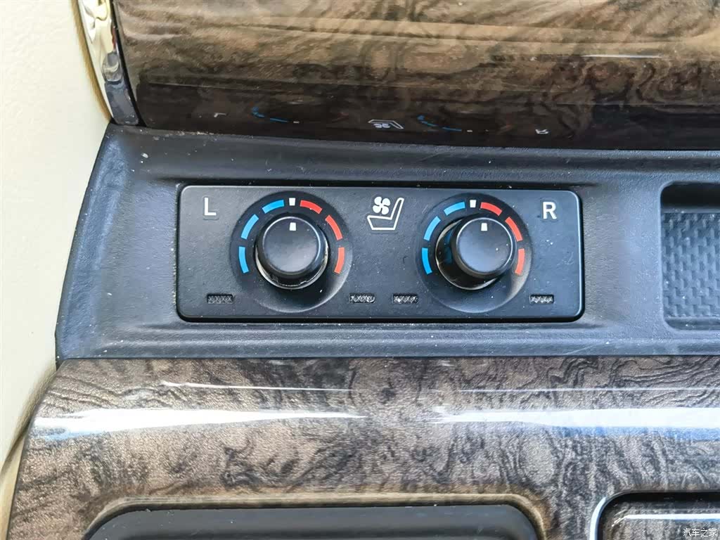 Toyota Vellfire, 2020 18