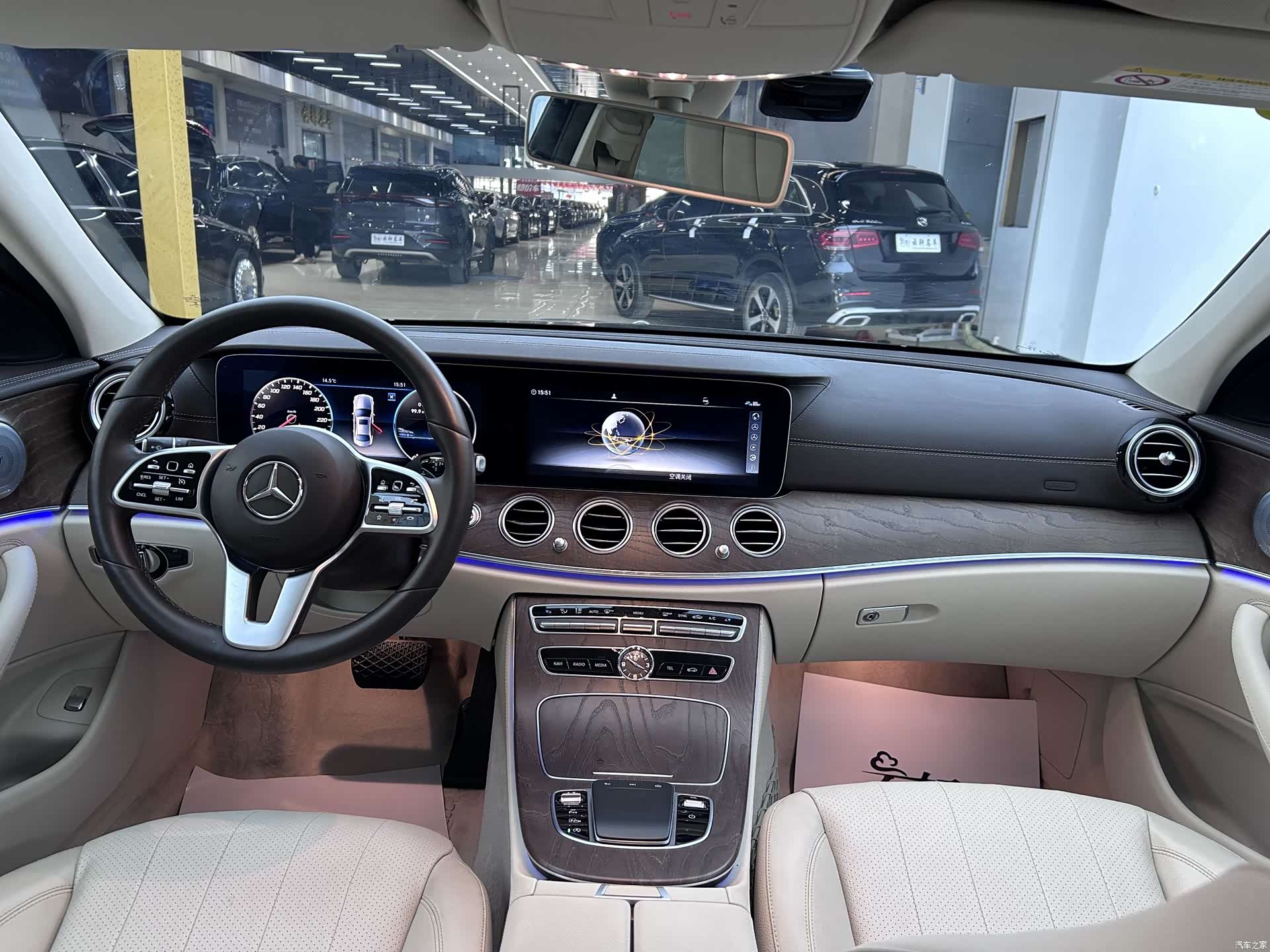 Mercedes-Benz E-Class, 2019 4