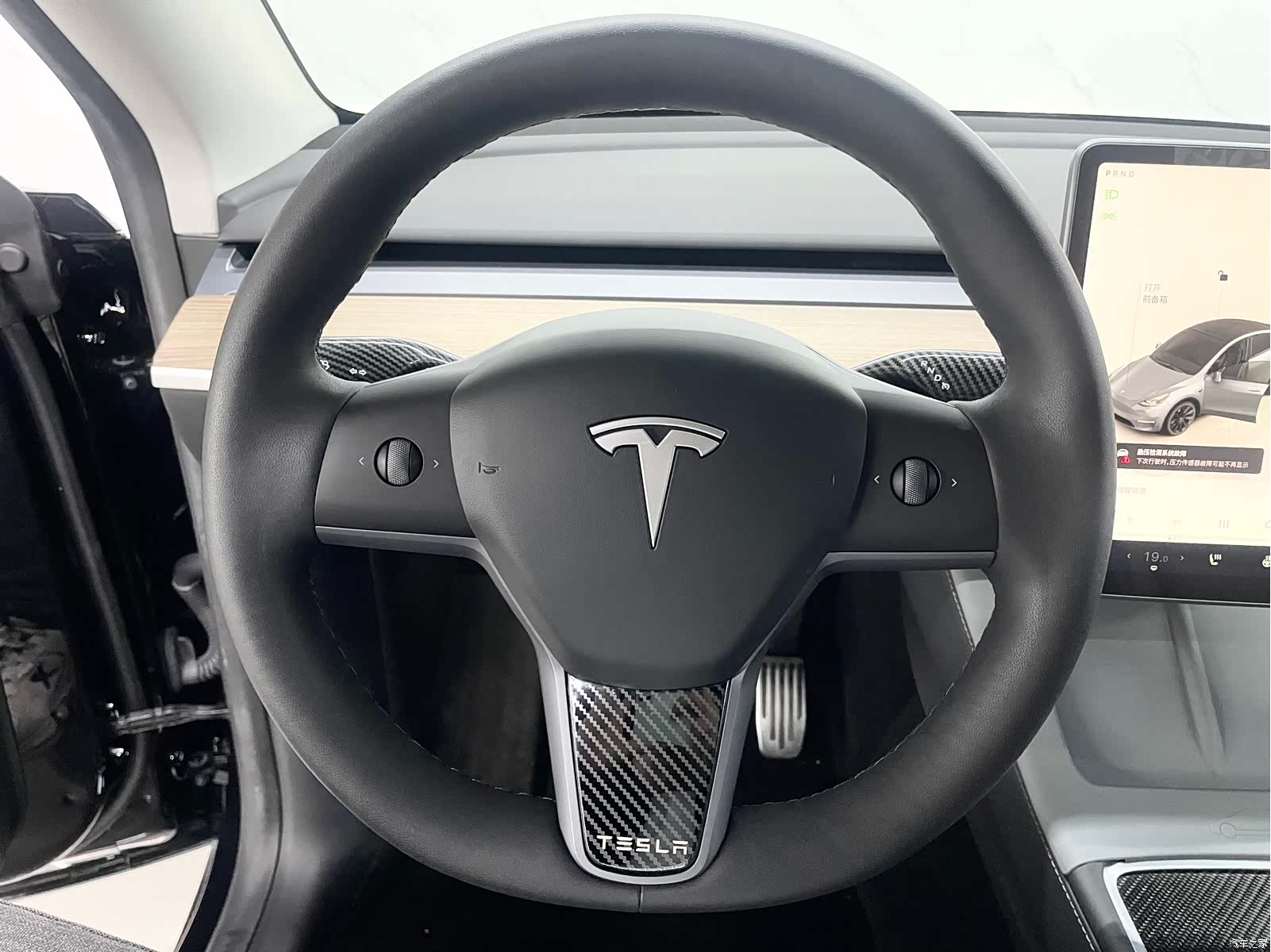 Tesla Model Y, 2022 9