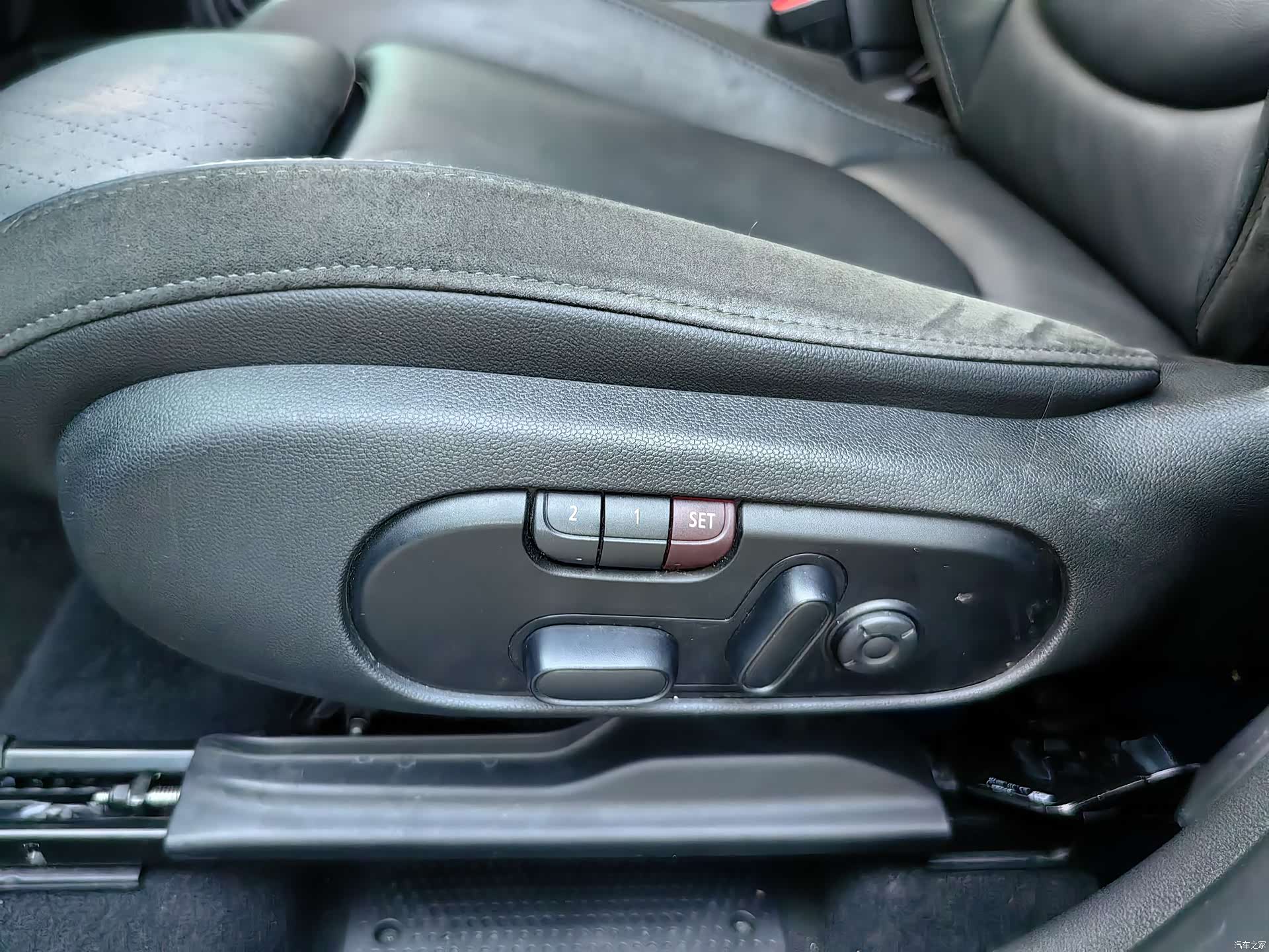 Mini Countryman, 2019 16