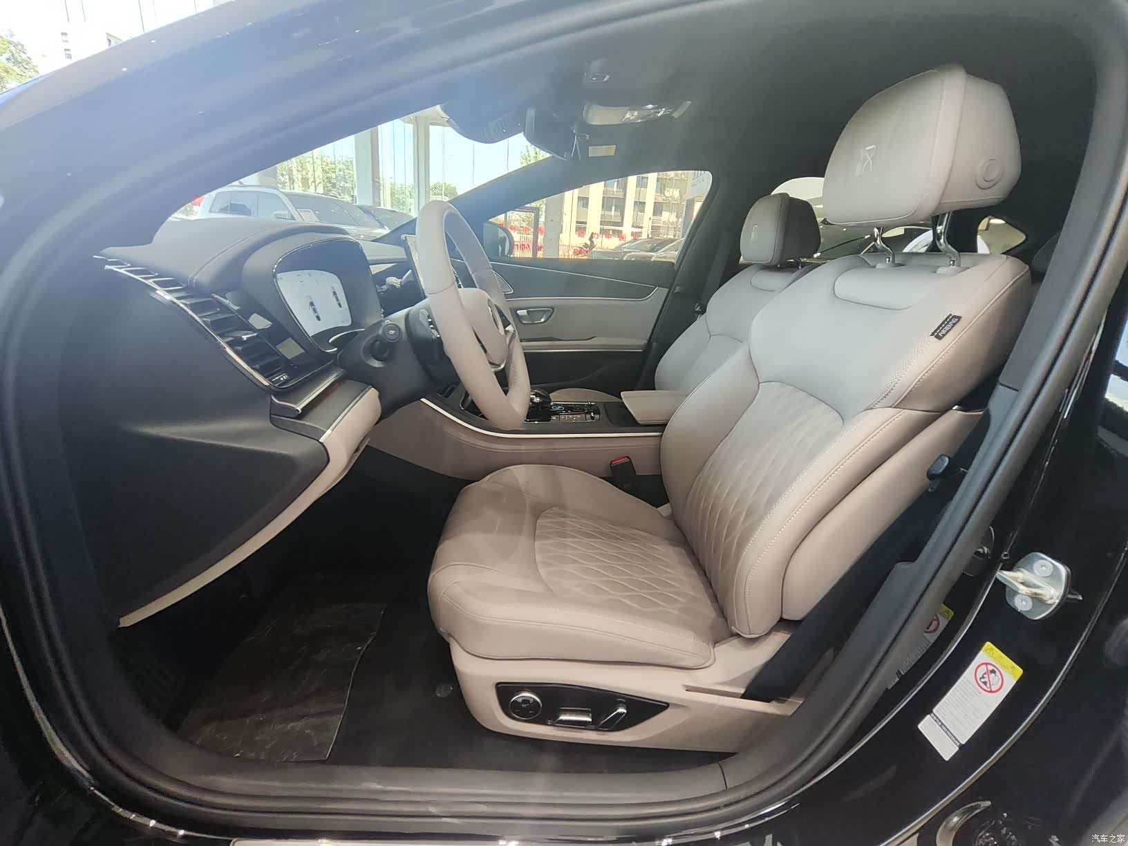 BYD Han, 2025 9