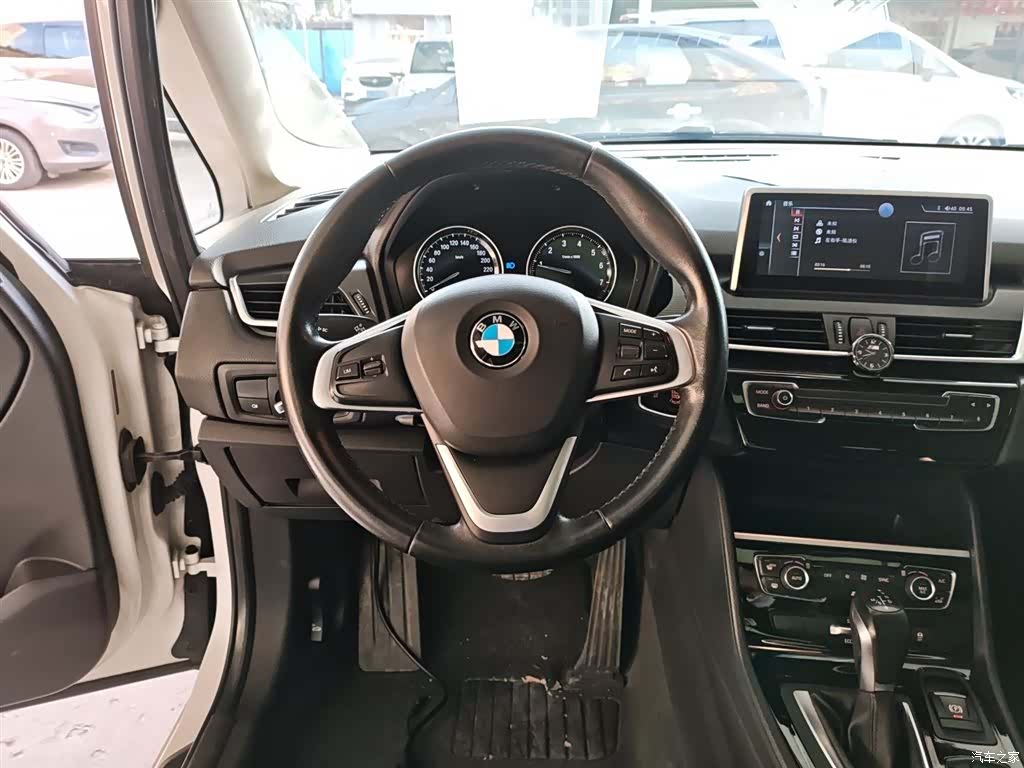 BMW 2 Series, 2018 8